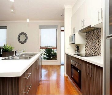 The Perfect Balance of Comfort and Convenience - Photo 1
