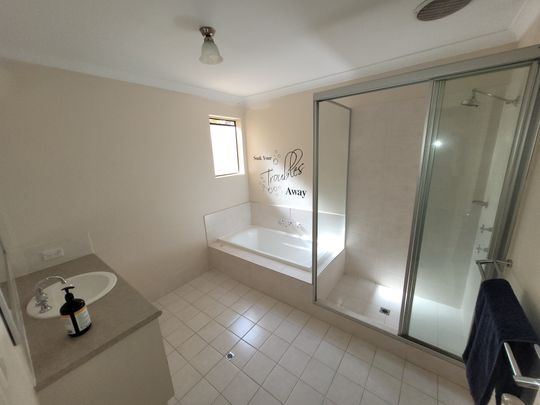 Cloverdale - Photo 1