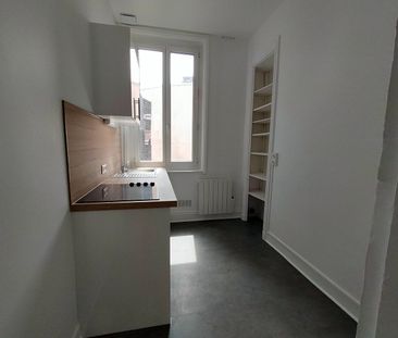 Location Appartement 3 pièces 59m² - Photo 3