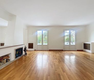 Tout savoir sur cette maison dans le quartier Ouest, à Marly-le-Roi - Photo 2