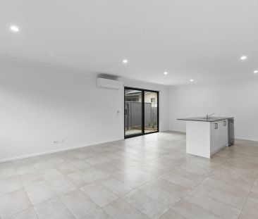 Modern, Low-Maintenance Townhouse in a Prime Page Pocket - Photo 1