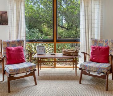 A coastal base, Central Access for Blairgowrie Beaches - Photo 1