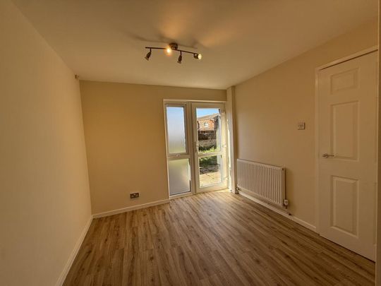 3 bedroom house to rent - Photo 1