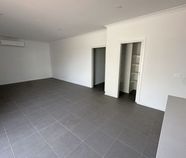 38 Numurkah Road,, Shepparton VIC 3630 - Photo 1