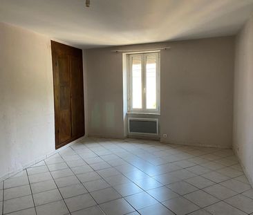 Location Appartement 3 pièces 78m² LES VANS 07140 - Photo 2