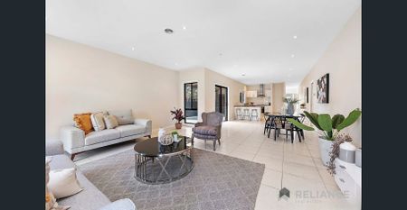 Spacious Family Home in a Prime Tarneit Location - Photo 2