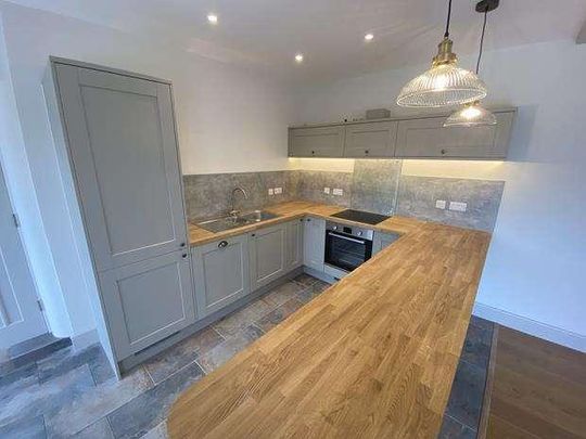 Hornacott Manor, Boyton, PL15 - Photo 1