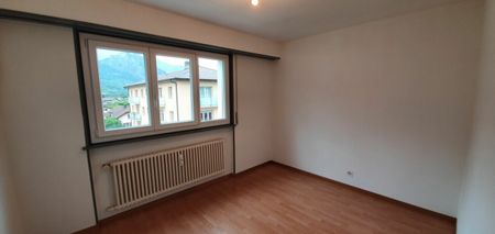 4.5 spacious pcs with balcony and parking space near the school - Photo 5