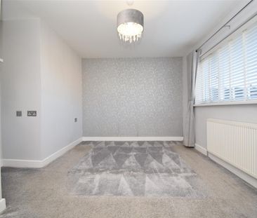 Leatham Park Road, Featherstone, Pontefract - Photo 1