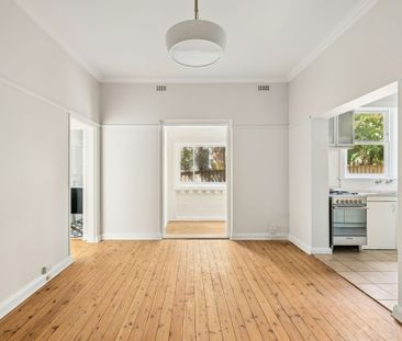 Unit 6 / 43 Johnston Street - Photo 2