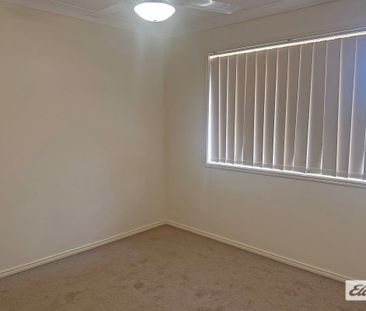 Comfortable Family Living - Photo 3