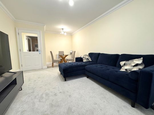 Upperton Road, Eastbourne - Photo 1