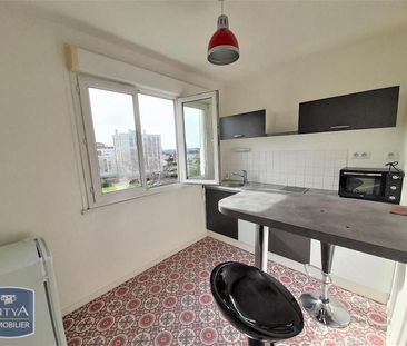 Location Appartement 1 pièce 31m² LE MANS 72000 - Photo 2