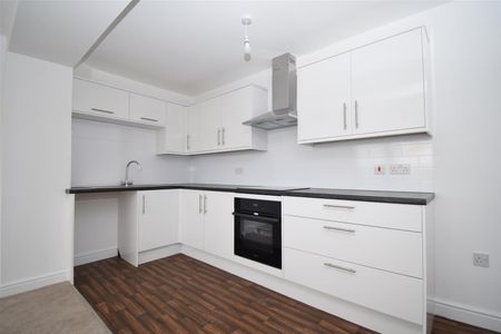 Trend House, Northgate, Wakefield - Photo 2