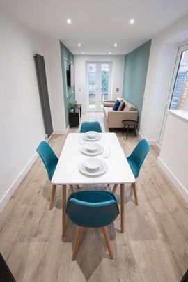 Telephone #68 - Photo 1