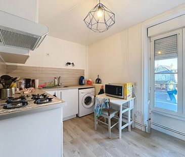 Location Appartement 2 pièces 26m² LUC SUR MER 14530 - Photo 2