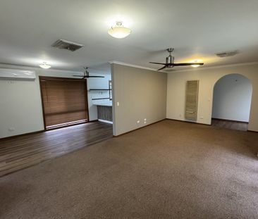 Comfortable Family Living in Mooroopna! - Photo 3