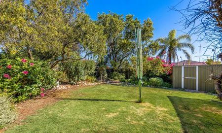 Spacious Family Home in a Quiet Cul-de-Sac - Photo 5