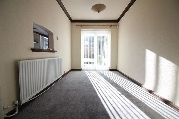 Lawrence Road, Hayes - Photo 1