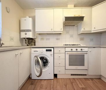 1 bedroom maisonette to rent - Photo 2