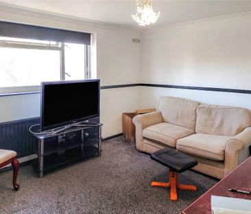 4 bedroom apartment to rent - Photo 2