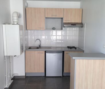 location Appartement T2 DE 45.35m² À PONTAULT COMBAULT - Photo 2