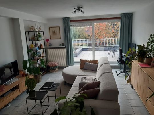 Appartement te huur - Photo 1