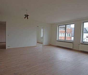 Appartement met garagebox - Photo 3