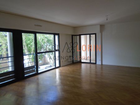 Appartement 4 pièce(s) 2 chambre(s) 101 m² - Photo 2