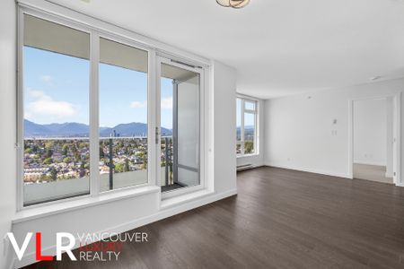 Condo in Vancouver East Side, BC - Photo 2