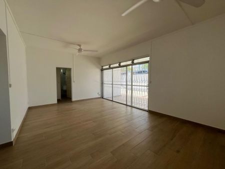 Location Maison 86.68m² 5 pièces Fort de france - Photo 5