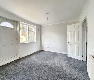 3 bed terrace to rent in SR8 - Photo 4