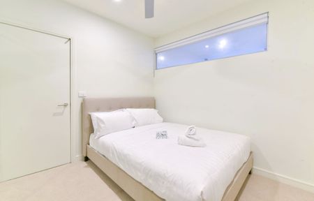 203/326-328 Burwood Highway, Burwood VIC 3125 - Apartment For Rent | Domain - Photo 2