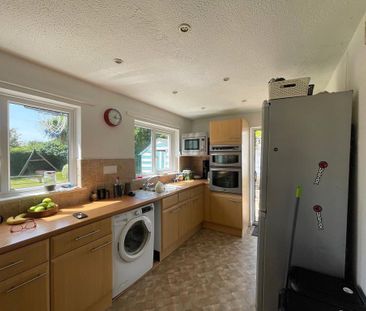 3 bedroom property to rent - Photo 6