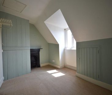 3 bedroom terraced house to rent - Photo 2