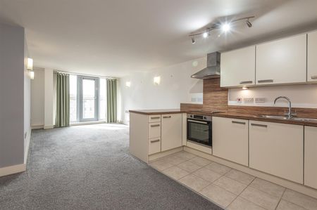 2 bed apartment to rent in Dewsbury Road, Elland - Photo 2