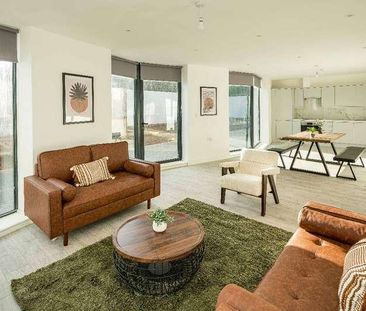 Cuckoo Hall Lane, London, N9 - Photo 5