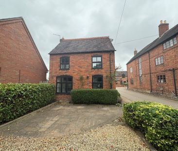 Manor Lodge - Photo 2