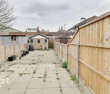 2 bedroom terraced house to rent - Photo 5