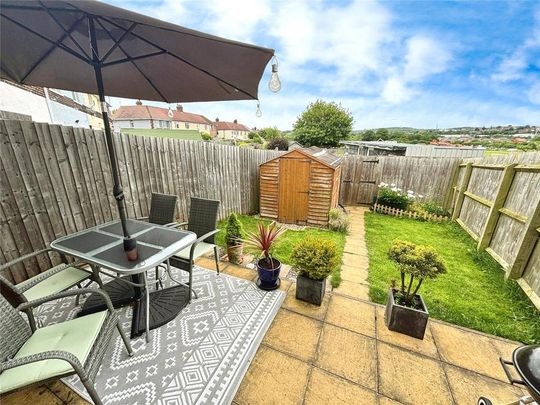 2 bedroom terraced house to rent - Photo 1