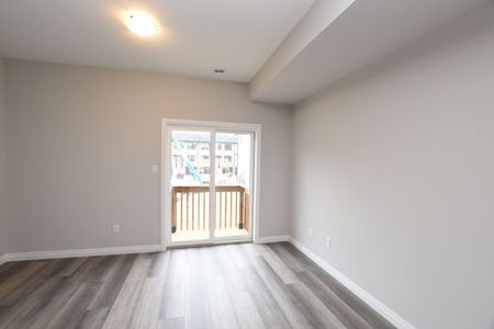 For Lease - 720 Grey Street Unit# 63, Brantford, Ontario - Photo 2
