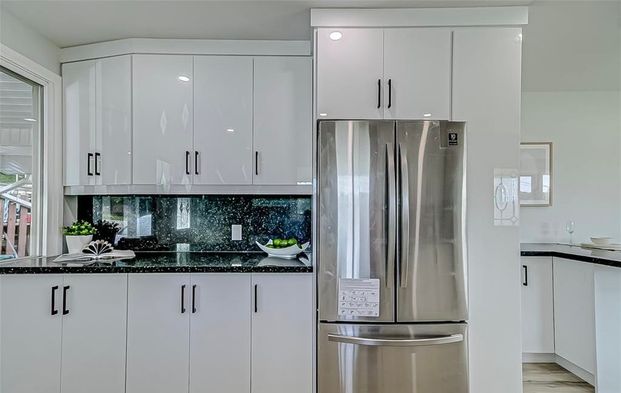 For Lease - 40 Ewing Street, Halton Hills, Ontario - Photo 1