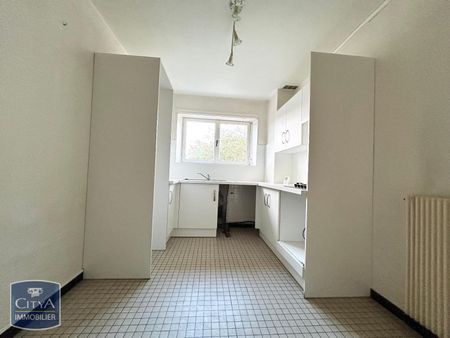 Location Appartement 3 pièces 74m² BILLERE 64140 - Photo 4