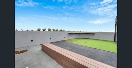 Spacious Two Bedroom Apartment - Photo 5