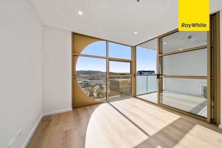 'Boulevard' Retro Resort-Style Living - Brand New 1 bedroom + study apartment - Photo 3