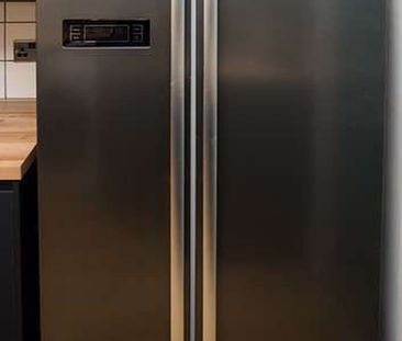 6 Bedroomed co-living home refurbished in 2023 Room 5 - Photo 6