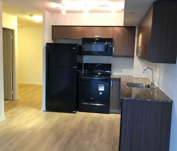 For Lease - 30 MEADOWGLEN Place Unit# 313, Toronto, Ontario - Photo 3