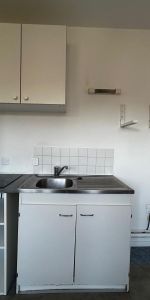 Location Appartement 1 pièce 24m² LILLE 59000 - Photo 3