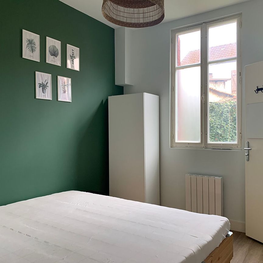 GARE – T2 MEUBLE – 40.05 M² - Photo 1