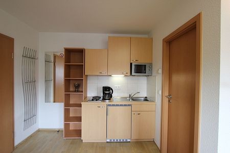 Modernes und möbliertes Apartment in zentraler Wohnlage mit kleinem Spa-Angebot! - Foto 3